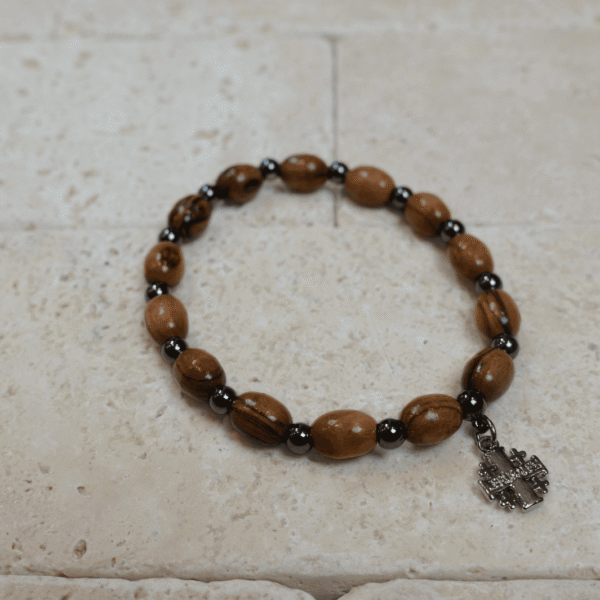 bransoletka z drzewa oliwnego